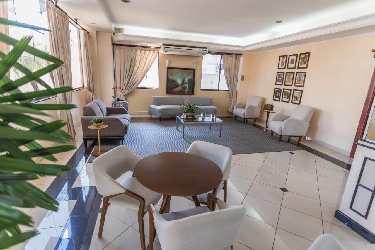 Jr Hotel Marília Extérieur photo