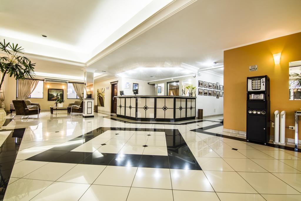 Jr Hotel Marília Extérieur photo