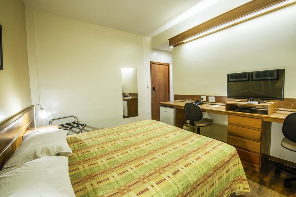 Jr Hotel Marília Extérieur photo