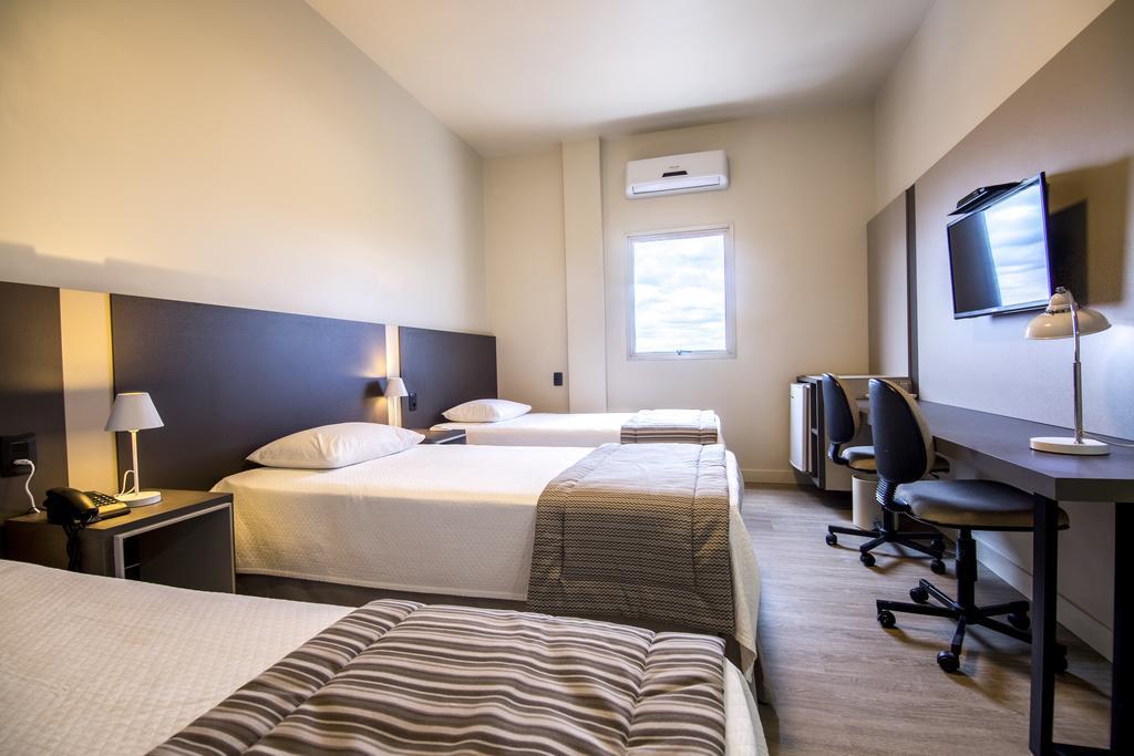 Jr Hotel Marília Extérieur photo