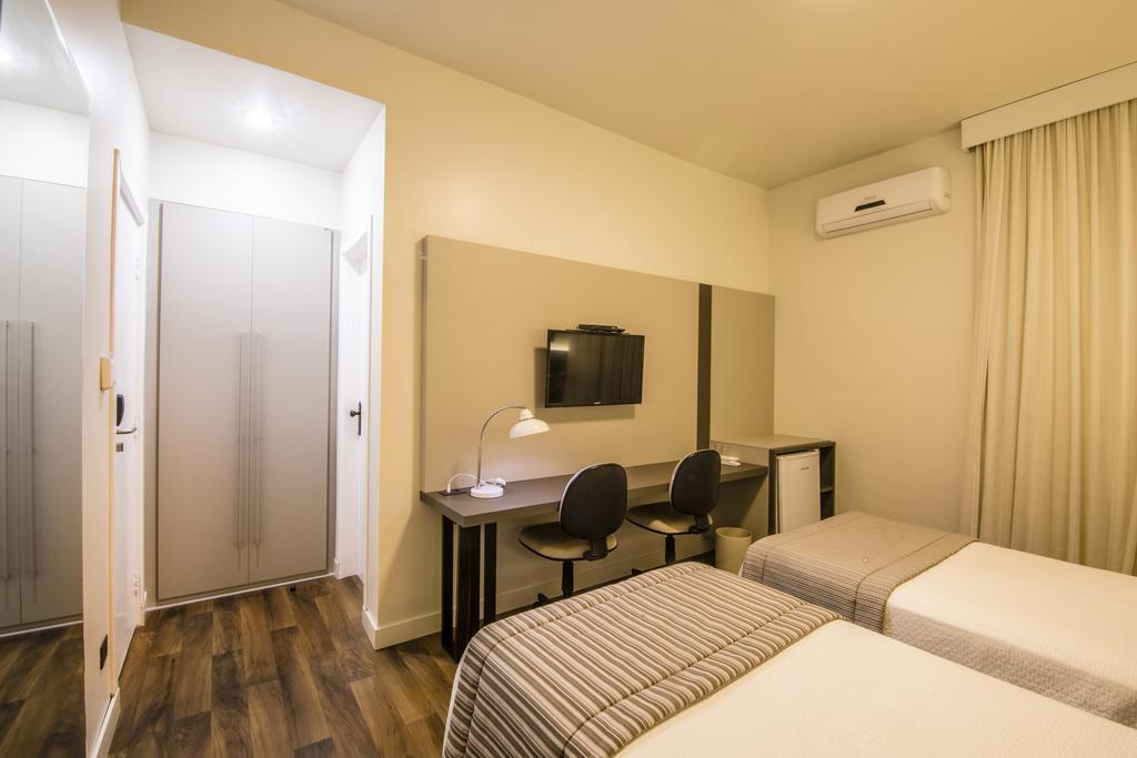 Jr Hotel Marília Extérieur photo