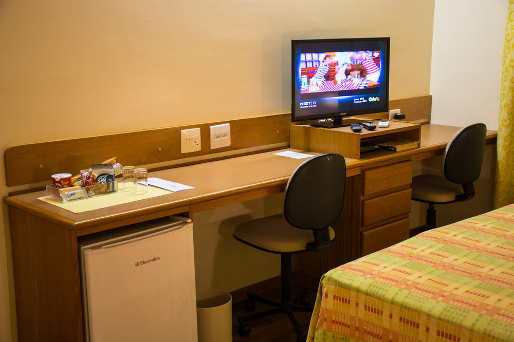 Jr Hotel Marília Extérieur photo